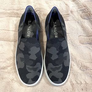 Rothy’s Sneaker in Gray Camo